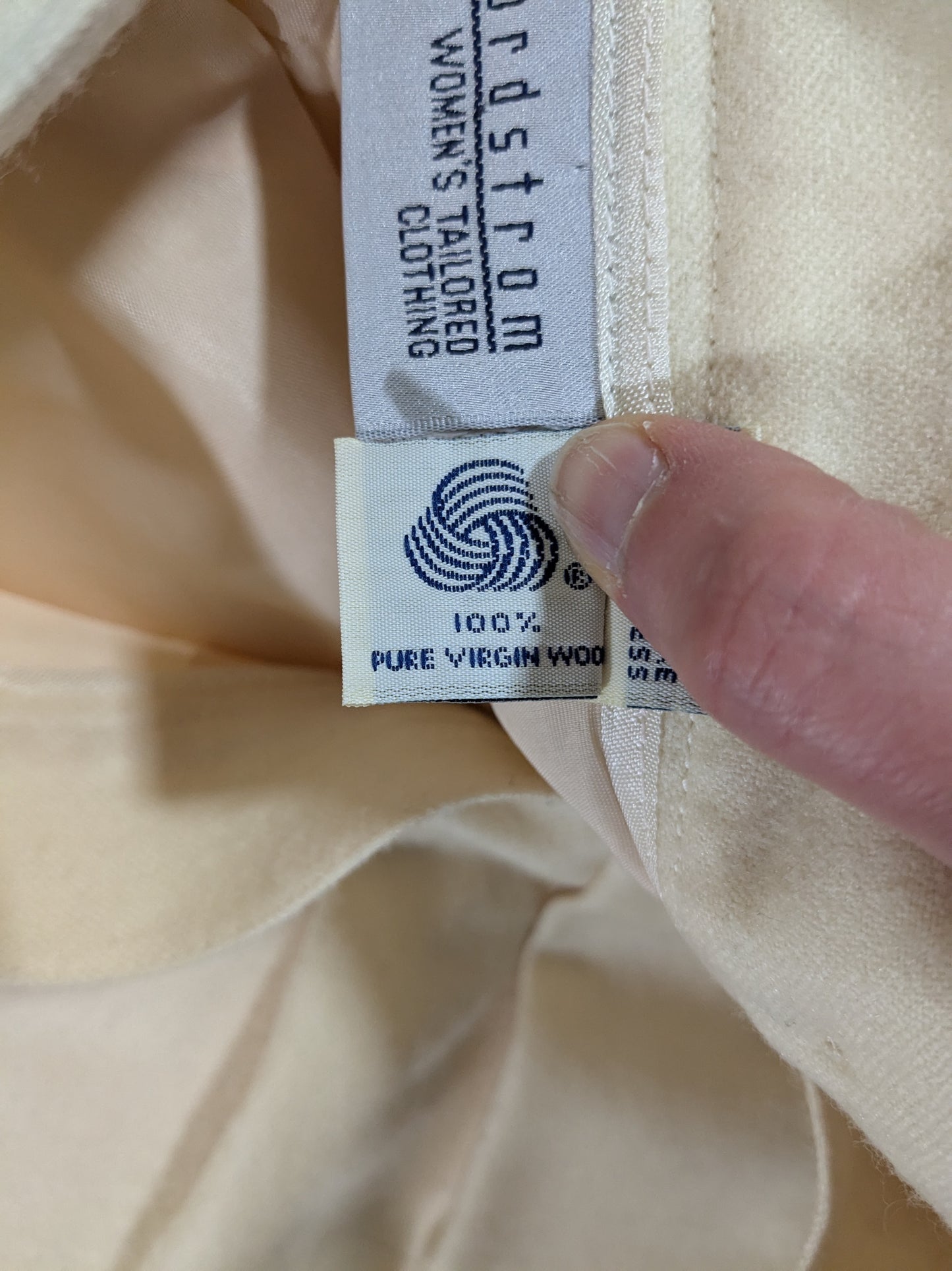 Vintage Nordstrom Women’s Cream Wool Skirt Size 4