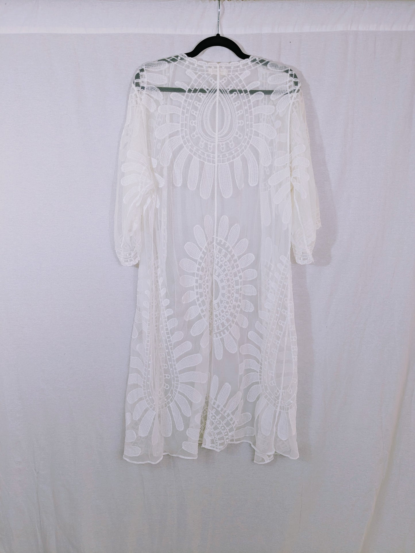 Rebellion Cream Lace Short Sleeve Duster Size L