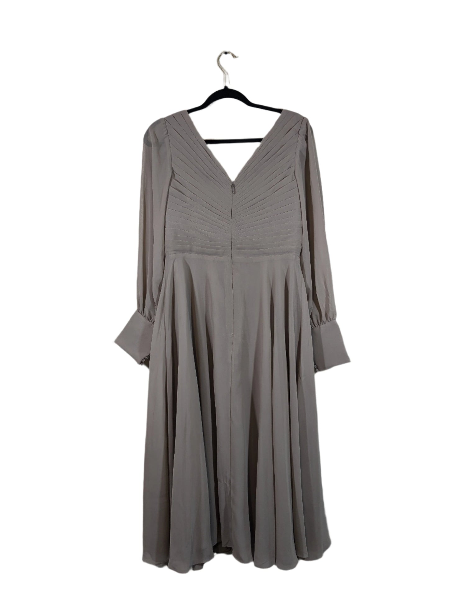 JJ’s House Taupe Dress Size 10