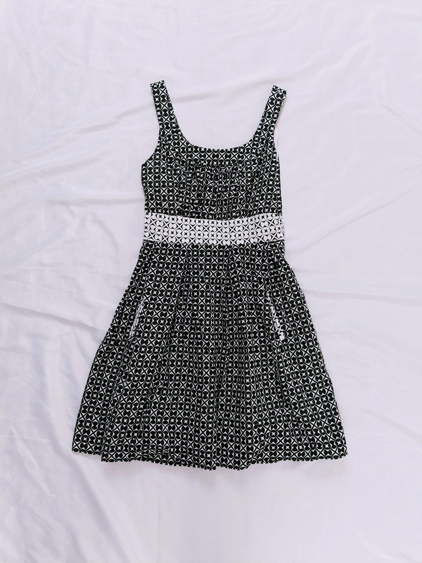 White House Black Market Dress Size 2