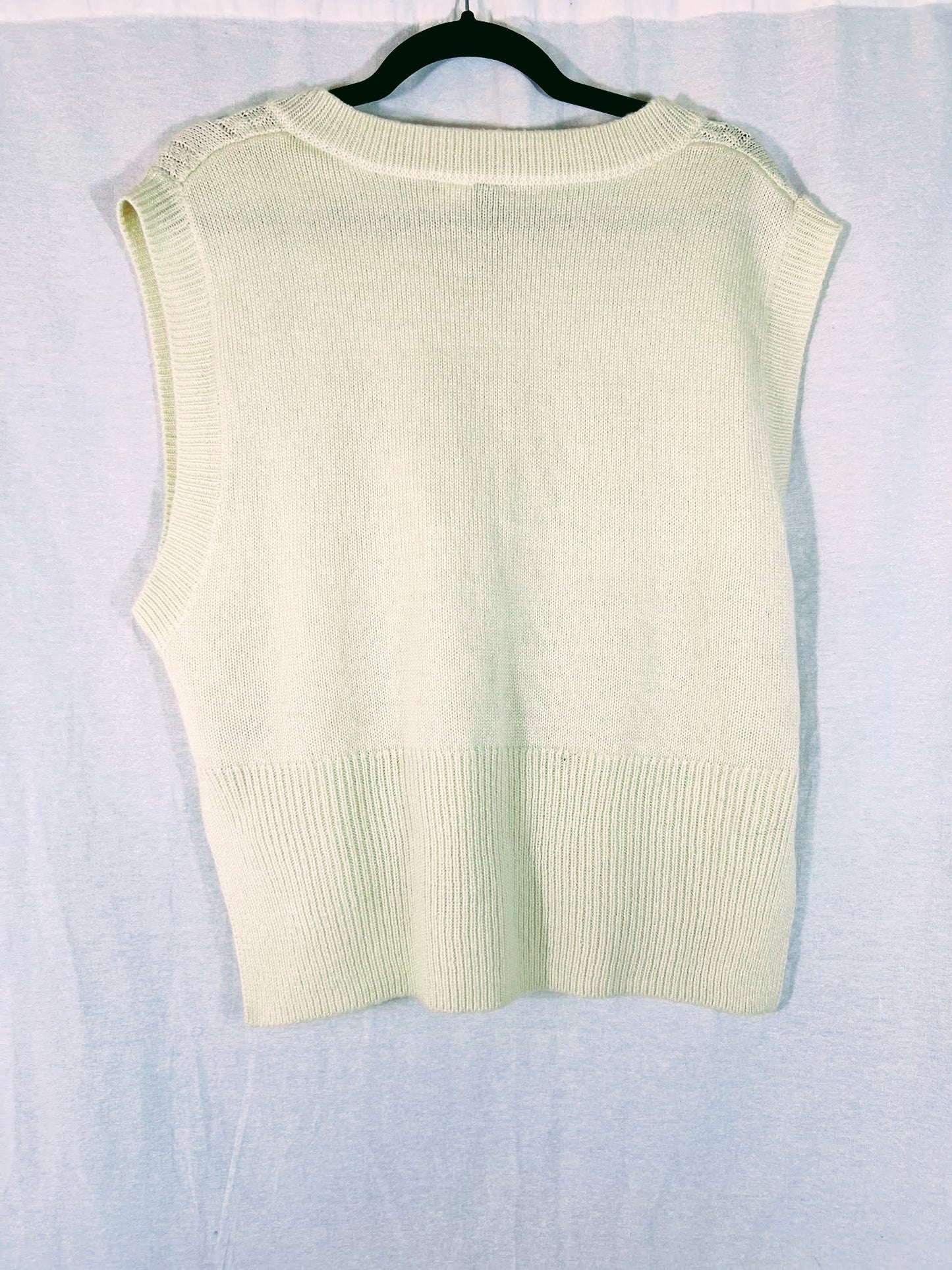 Divided Oversized Sweater Vest Size S