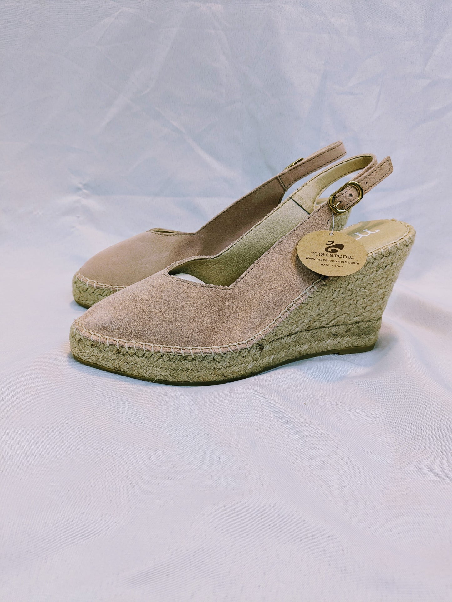 Macarena Light Pink Suede Wedge Heels Size 6