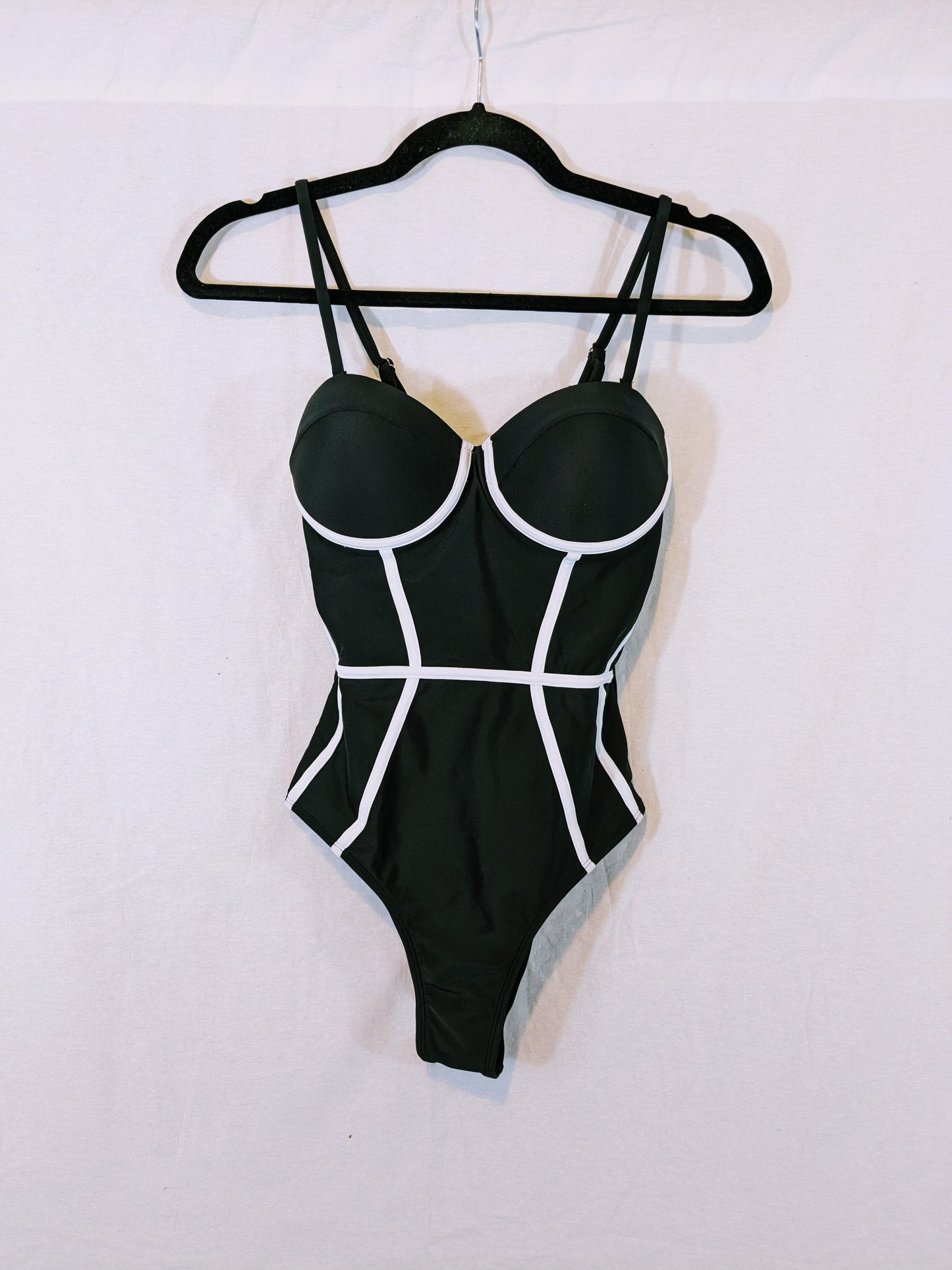 Cider Black & White Vintage Inspired Swimsuit Size S