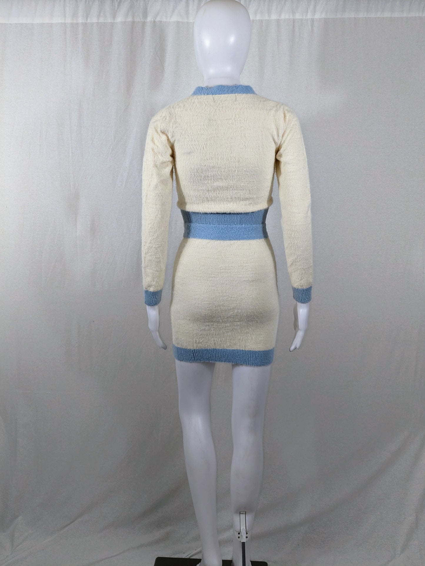 Cider Super Soft Sweater and Skirt Set Size S